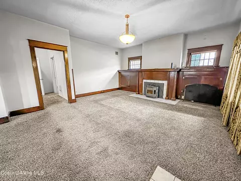 304 W Riverside Ave, Kellogg, ID 83837 photo 6
