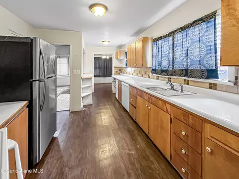 304 W Riverside Ave, Kellogg, ID 83837 photo 4