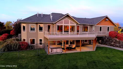 7244 W Nighthawk Dr, Post Falls, ID 83854