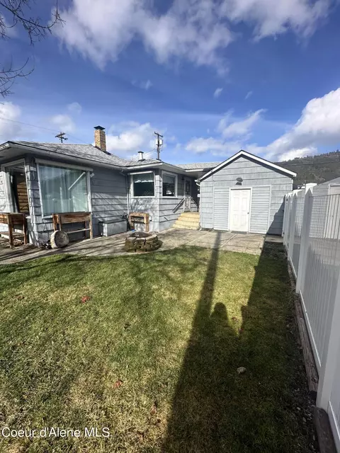 Exterior - 132 W Brown Ave, Kellogg, ID 83837 photo 4 of 15