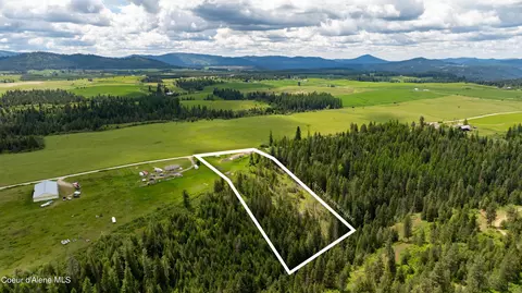 6761 E Sunrise Dr, Harrison, ID 83833 photo 5