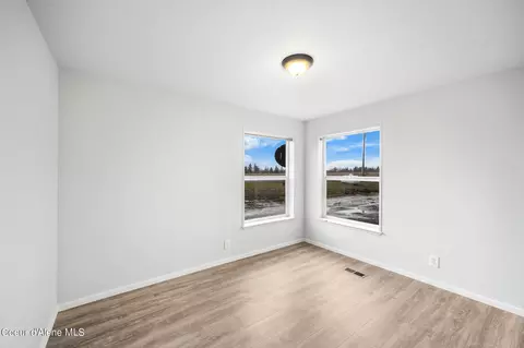 6761 E Sunrise Dr, Harrison, ID 83833 photo 9