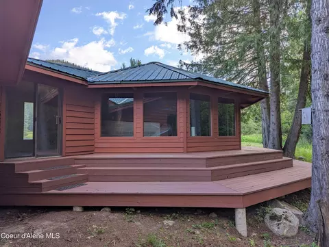 Exterior - 701 Gooby Rd, Sandpoint, ID 83864 photo 12 of 15