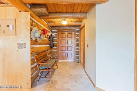 Entry Way - 701 Gooby Rd, Sandpoint, ID 83864 photo 1 of 2