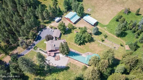 View/Area - 701 Gooby Rd, Sandpoint, ID 83864 photo 5 of 9