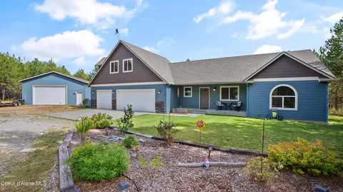 20828 N Wandering Pines Rd, Rathdrum, ID 83858