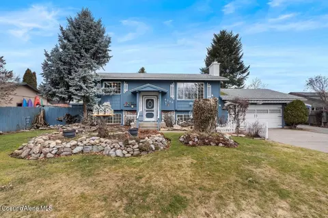 9755 N Valley Way, Hayden, ID 83835