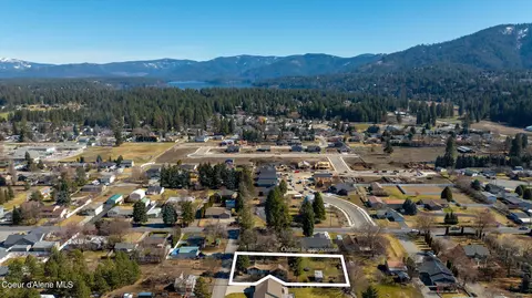 548 E Orchard Ave, Hayden, ID 83835 photo 3