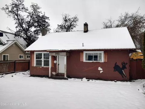 352 E Lincoln Ave, Priest River, ID 83856