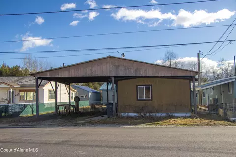522 Oak Ave, Ponderay, ID 83852