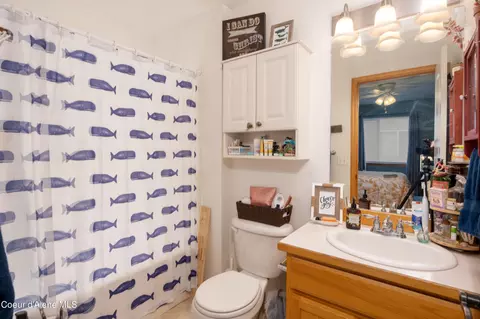 Bath - 2491 E Bremington St, Post Falls, ID 83854 photo 1 of 2