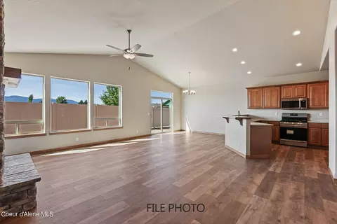 1932 E Mykal Ct, Post Falls, ID 83854 photo 5
