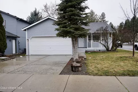 3197 N 10th Pl, Coeur D'alene, ID 83815