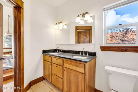 Bath - 515 Bunker Ave #3, Kellogg, ID 83837 photo 5 of 6