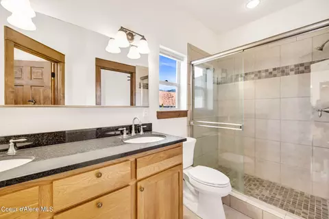 Bath - 515 Bunker Ave #3, Kellogg, ID 83837 photo 6 of 6