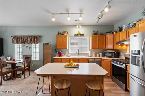 Kitchen - 241 W Frontier Trl, Post Falls, ID 83854 photo 1 of 4