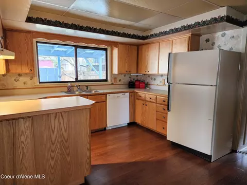 120 W Mullan Ave, Kellogg, ID 83837 photo 8