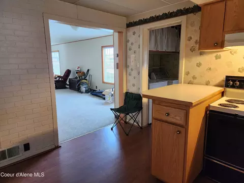 120 W Mullan Ave, Kellogg, ID 83837 photo 7