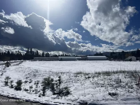 Nna Chevy St, Sagle, ID 83860