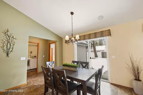 Dining - 4580 E Weatherby Ave, Post Falls, ID 83854 photo 1 of 1