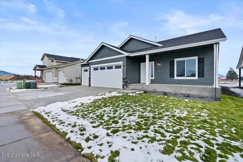 2864 N Wrenley Ln, Post Falls, ID 83854