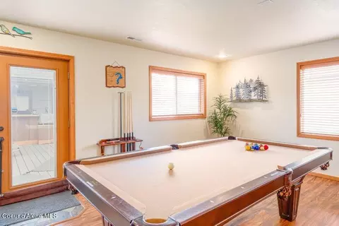 Living - 208 S 4th St, Dover, ID 83825 photo 2 of 4