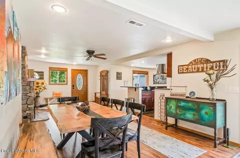 Dining - 208 S 4th St, Dover, ID 83825 photo 2 of 4