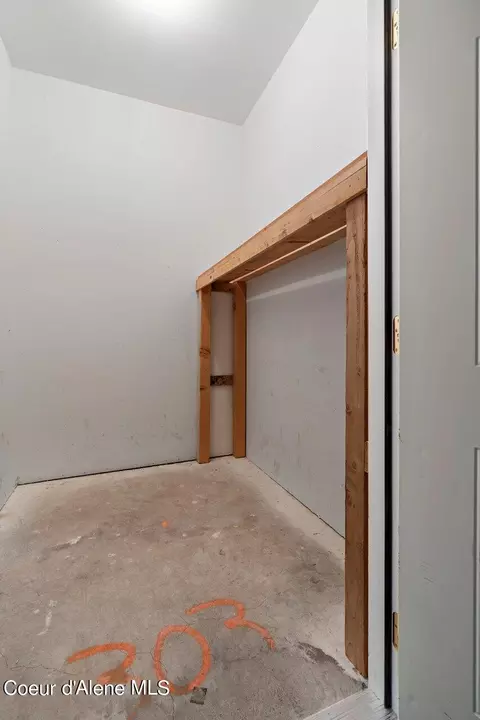 Entry Way - 310 N Promenade Loop # 303, Post Falls, ID 83854 photo 2 of 2