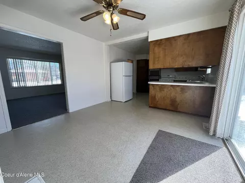 Kitchen - 224 S 2nd Ave, Sandpoint, ID 83864 photo 6 of 6
