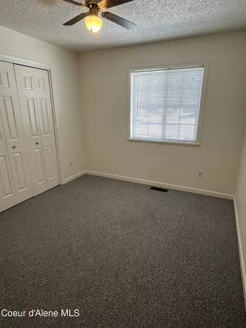 Bedroom - 224 S 2nd Ave, Sandpoint, ID 83864 photo 1 of 2