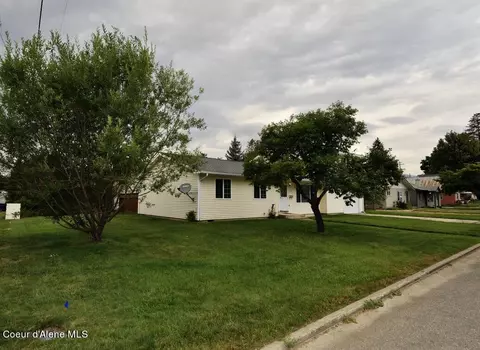 Exterior - 224 S 2nd Ave, Sandpoint, ID 83864 photo 4 of 13