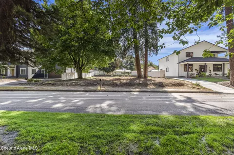 1030 N Government Way, Coeur D'alene, ID 83814