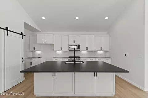 Kitchen - 1268 E Percival Ave, Post Falls, ID 83854 photo 1 of 4