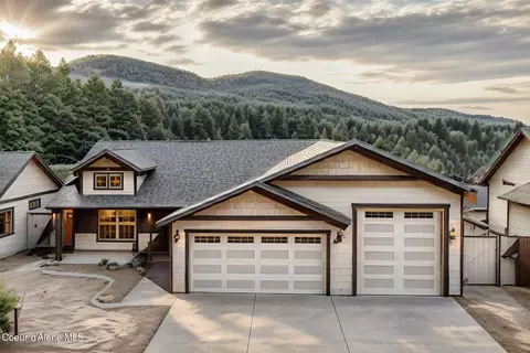 8975 W Disc Ave, Rathdrum, ID 83858