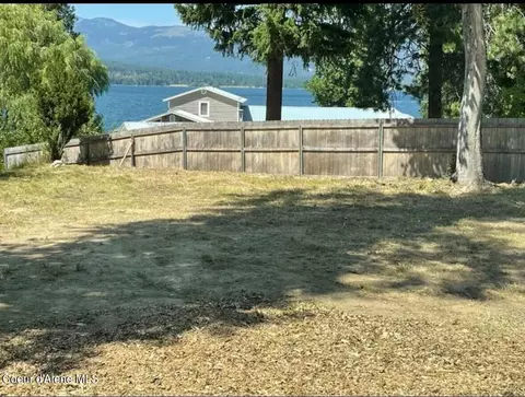 39 Hubbard Ln, Sagle, ID 83860