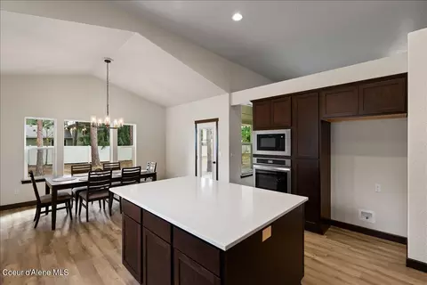Kitchen - 1944 E Plaza Ct, Post Falls, ID 83854 photo 3 of 5