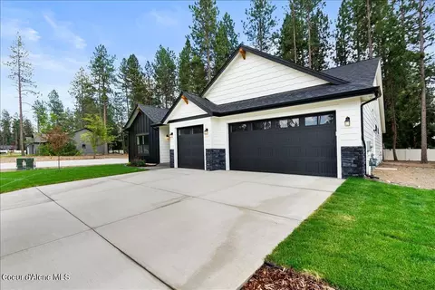 Exterior - 1944 E Plaza Ct, Post Falls, ID 83854 photo 2 of 4