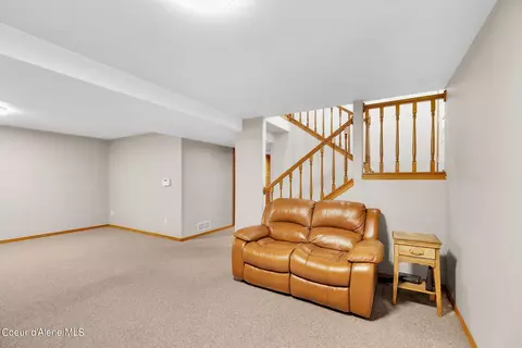 Living - 1507 E Plaza Dr, Post Falls, ID 83854 photo 4 of 9