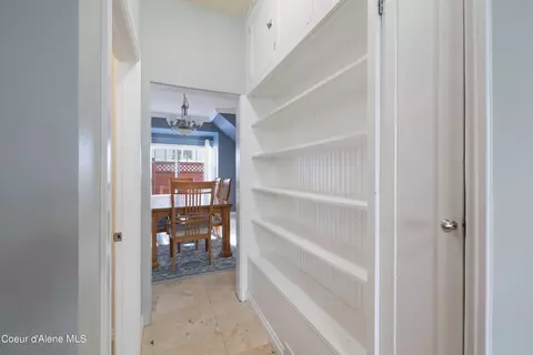 Entry Way - 127 Kellogg Ave, Kellogg, ID 83837 photo 2 of 4