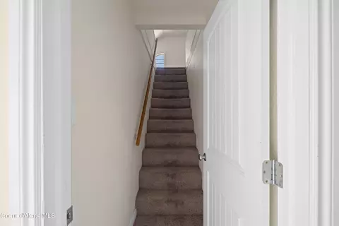 Entry Way - 127 Kellogg Ave, Kellogg, ID 83837 photo 4 of 4