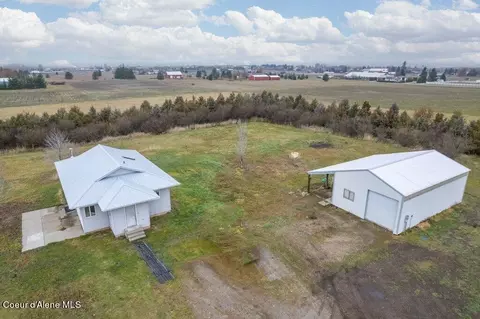 8989 N Huetter Rd, Rathdrum, ID 83858