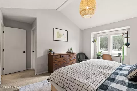 Bedroom - 3211 E 65th Ave, Spokane, WA 99223 photo 2 of 5