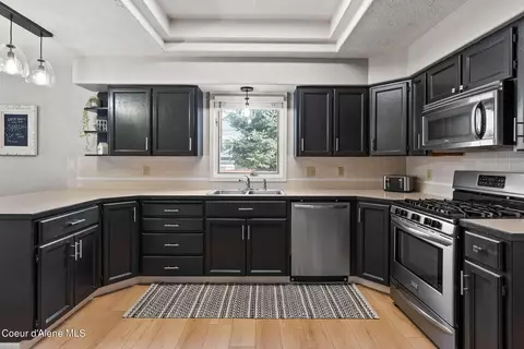 Kitchen - 3211 E 65th Ave, Spokane, WA 99223 photo 1 of 2