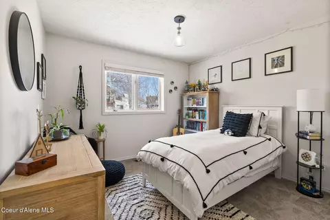 Bedroom - 3211 E 65th Ave, Spokane, WA 99223 photo 3 of 5