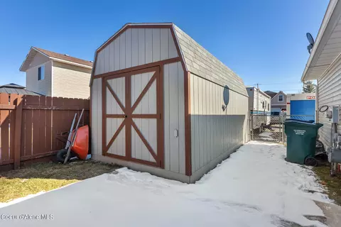 Exterior - 2130 E Decaro Loop, Post Falls, ID 83854 photo 4 of 6