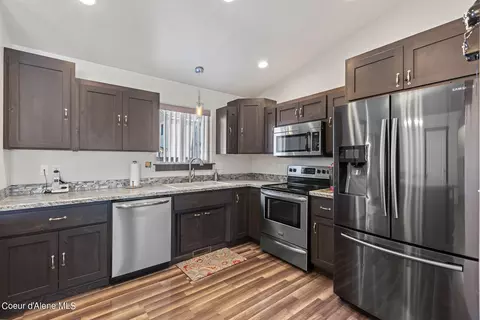 Kitchen - 2130 E Decaro Loop, Post Falls, ID 83854 photo 4 of 4
