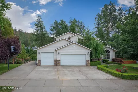 4078 N Huntercrest Dr, Coeur D'alene, ID 83815