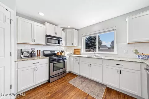 Kitchen - 1490 N Firestone, Post Falls, ID 83854 photo 2 of 4