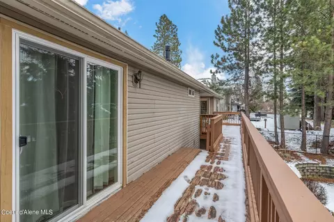 Exterior - 5074 E Shoreline Dr, Post Falls, ID 83854 photo 8 of 12