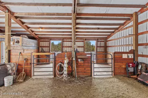 Exterior - 7284 E Forest View Rd, Athol, ID 83801 photo 5 of 10